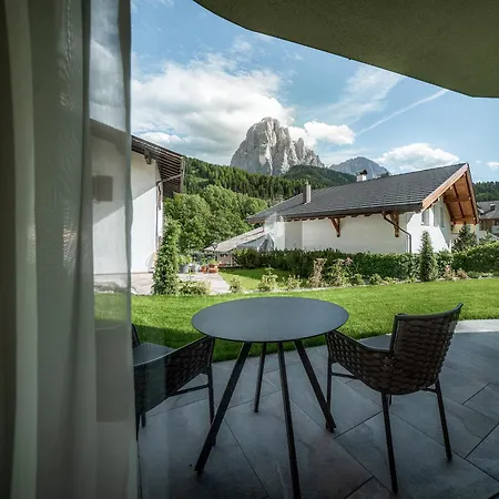 Anna Dolomites Apartment